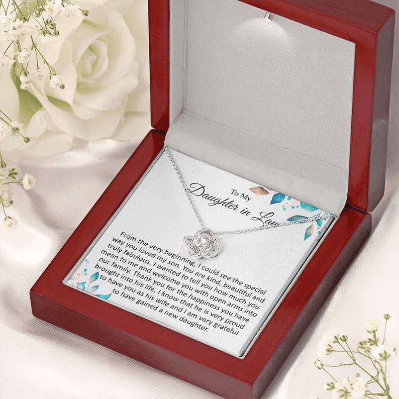 Daughter-In-Law Necklace, Daughter In Law Gift On Wedding Day, Future Daughter In Law, Wedding Gift, Bride Gift From Mother In Law Dughter's Day Rakva